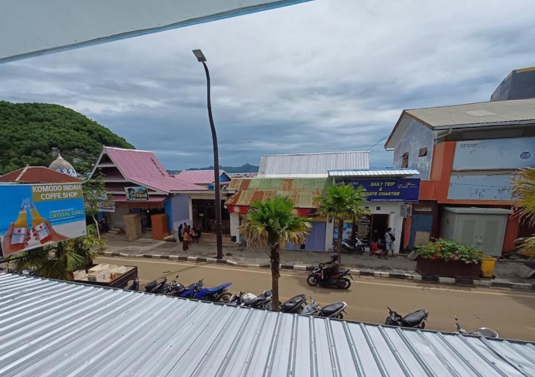 Komodo Indah Hotel Labuan Bajo Eksteriør billede