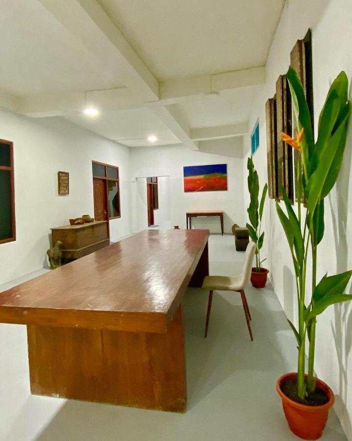 Komodo Indah Hotel Labuan Bajo Eksteriør billede